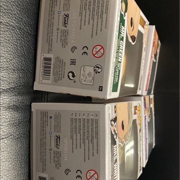 Set of 4 retro CLUE FUNKO POPS MRS WHITE, mr Green Mrs sca…CHRISTMAS SALE - Picture 3 of 5